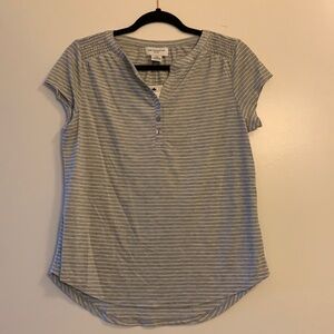 Liz Claiborne Grey Striped Top, Petite S, NWT